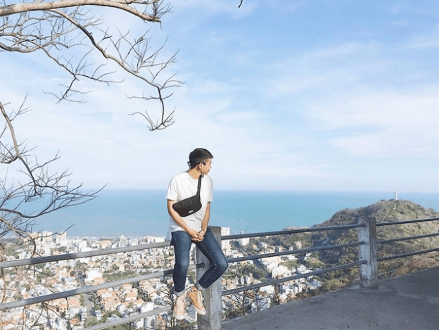 Ngọn hải đăng và cảnh Vũng Tàu - địa điểm chụp hình đẹp ở Vũng Tàu