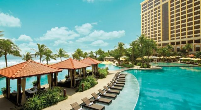 Resort Vũng Tàu giá rẻ gần biển - The Grand Hồ Tràm Strip