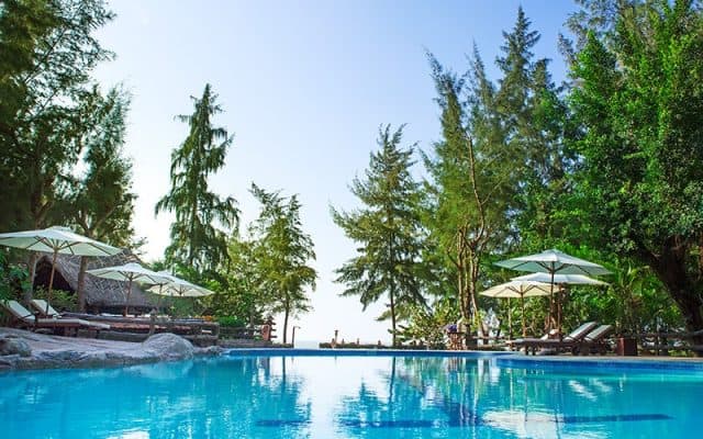 Resort vũng tàu giá rẻ gần biển - Hồ Tràm Beach Resort & Spa